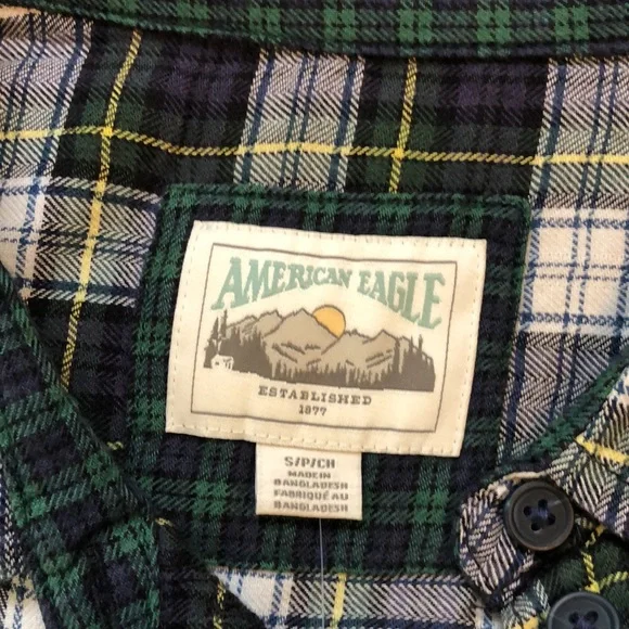 American Eagle Outfitters Flannel NWT - Picture 2 of 4
